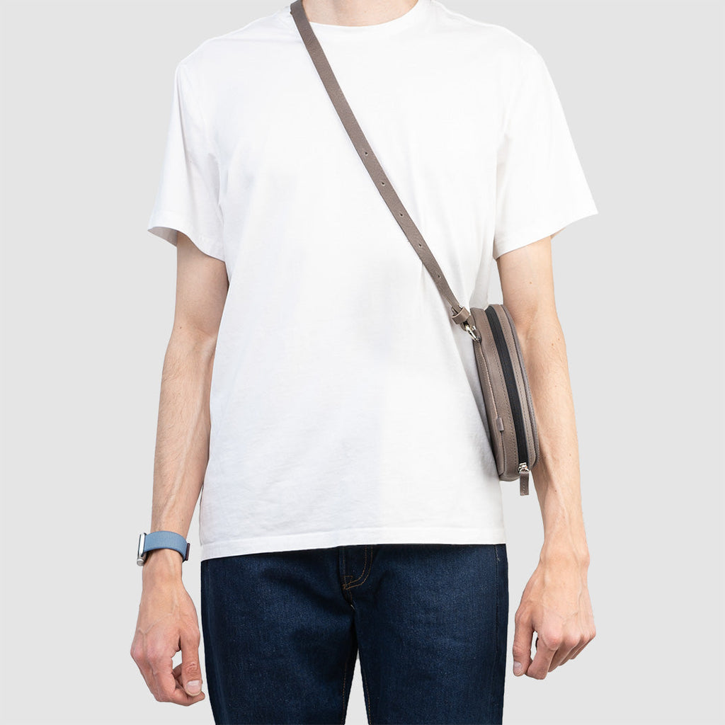 Full-Grain Leather Case for AirPods Max (OUTLET)